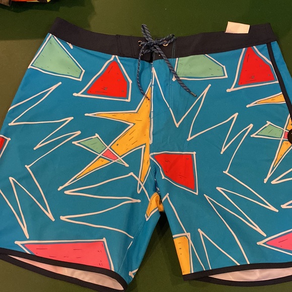 NWT!! Mens Hurley Phantom Morro 18"Board Shorts Swim Shorts Size 33 - Picture 1 of 6